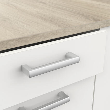 3-Deuren 2-Lade Onderkast - Cooking, close-up van lade en handgreep, onderdeel van modulaire keukeneenheid met verstelbare rekken en waterbestendig werkblad.