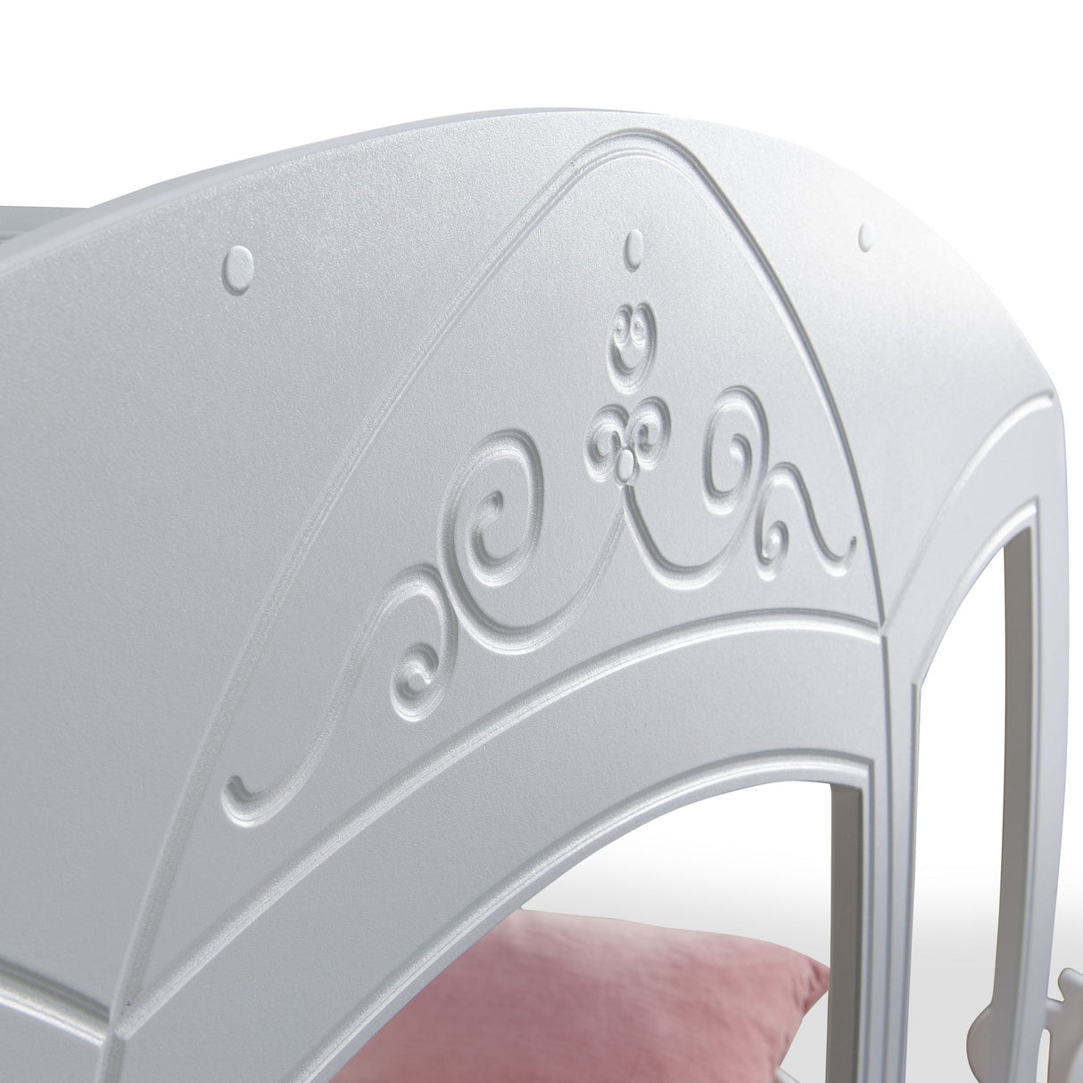 detail witte princessen kinderbed