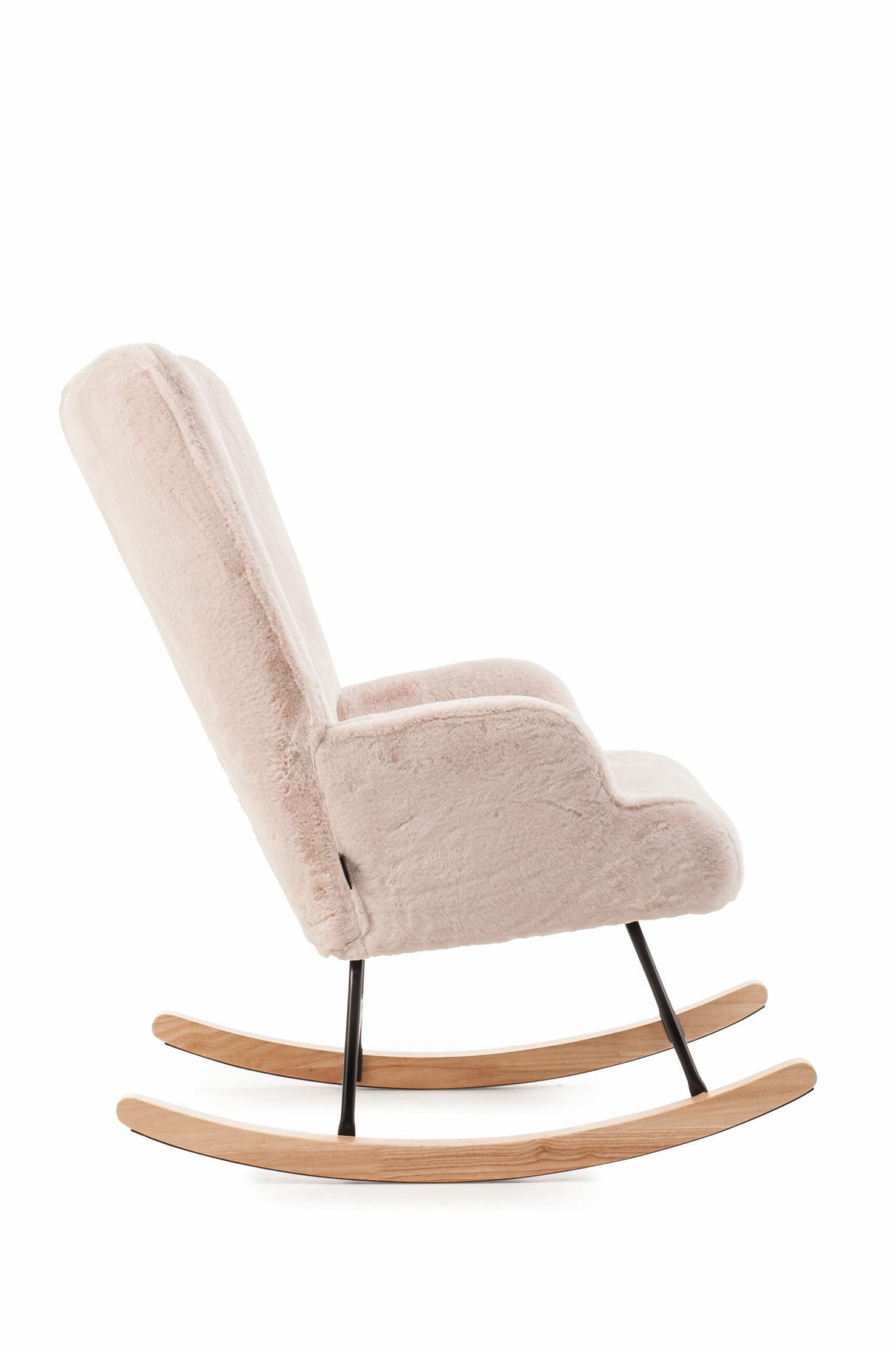 Aemely® Schommelstoel Mama in licht beige imitatiebont met zwart metalen frame en blank beukenhouten poten, ontworpen voor comfort en stijl in babykamer of woonkamer.