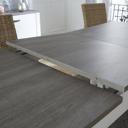 Uitschuifbare Tafel 170/230X90 Marquis met stevige, waterbestendige melamine panelen, geschikt voor 8-10 personen, ideaal voor elke woonkamer.