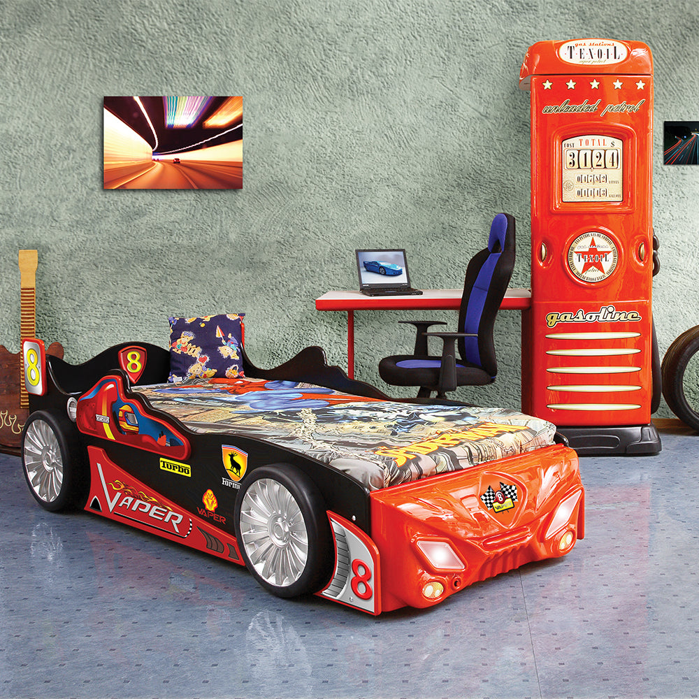 Kinderbed raceauto Vaper 220x115 - Rood, een raceauto-vormig bed met wielen en stickers, inclusief matras, perfect voor de kleine snelheidsduivel.