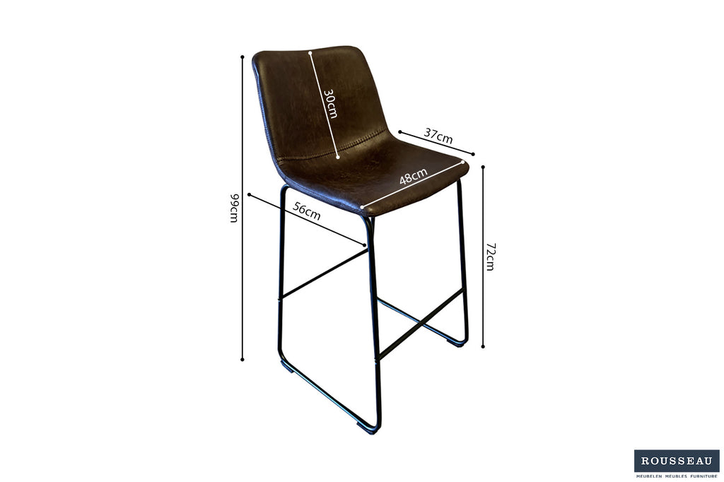 Barkruk 'Mancia' PU Donkerbruin (2 stuks), een stijlvolle stoel met metalen poten en PU-bekleding, afgebeeld met gedetailleerde afmetingen voor nauwkeurige beoordeling.