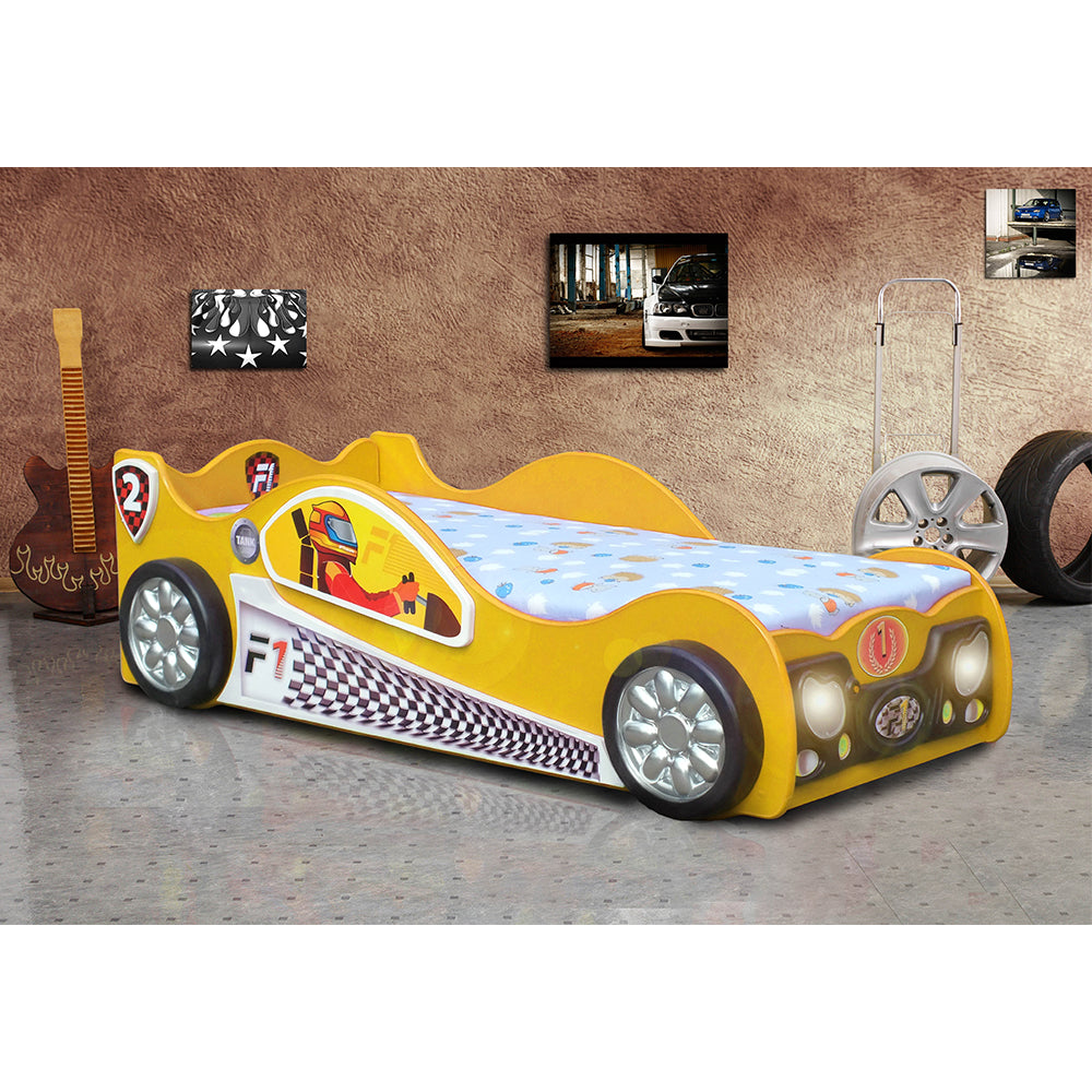 Gele raceauto kinderbed