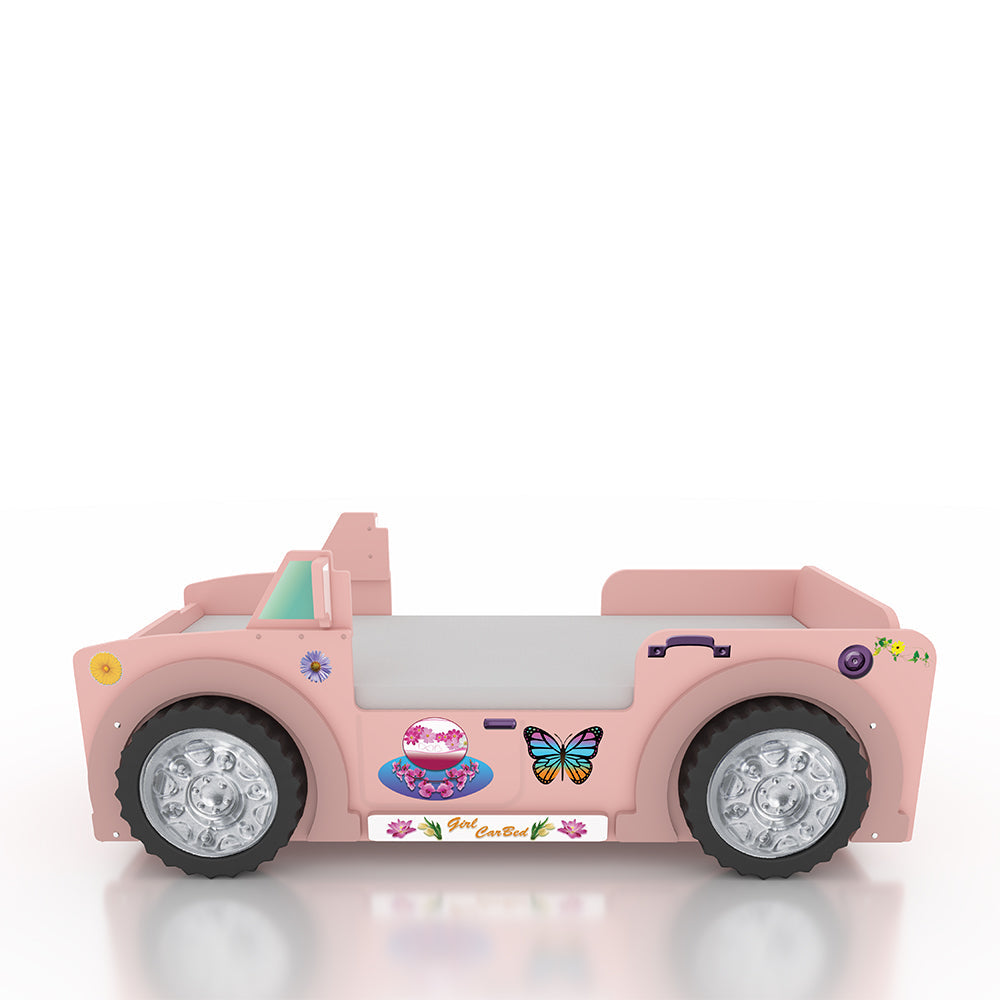 Kinderbed Jeep 207×116 – Roze met cartoonontwerp, grote wielen en stickers, ideaal voor kinderen. Inclusief matras, gemaakt van MDF, eenvoudig te monteren.