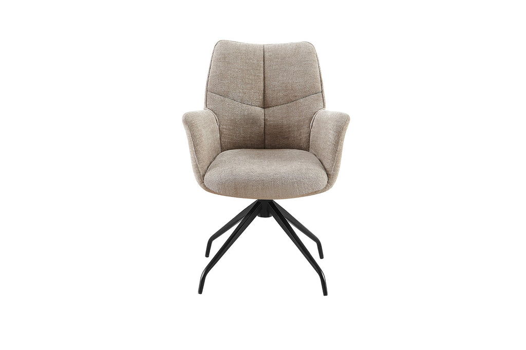 Stoel 'Lamor' Draaibaar met zwarte poten en beige stoffering, inclusief armleuningen. Verkocht per twee stuks, ideaal voor elke woonruimte.