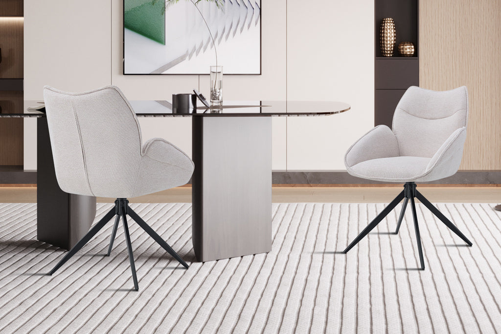 Stoel 'Mahi', draaibaar, stofbekleding, bijpassend bij een tafel, met zwarte poten. Geschikt voor elk interieur, verkrijgbaar bij Furndaily.