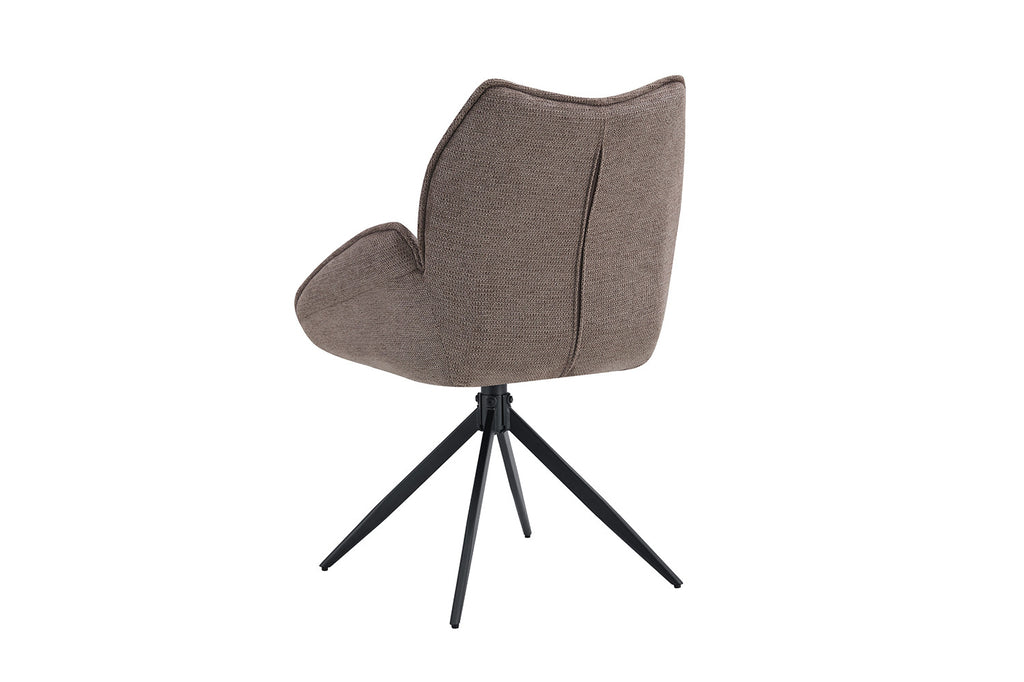 Stoel 'Mahi' Draaibaar, bruine stof met zwarte poten, geschikt voor veelzijdig gebruik. Verkocht in sets van twee bij Furndaily.