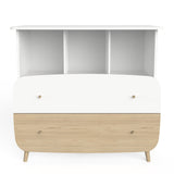 Commode Firmiana Wit, een stijlvolle en functionele ladekast met twee planken, perfect voor de georganiseerde babykamer.