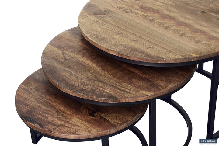 Salontafel 'Arnod' 3-delig, stapelbare houten tafels van exotisch mango hout, perfect voor elke ruimte in huis.