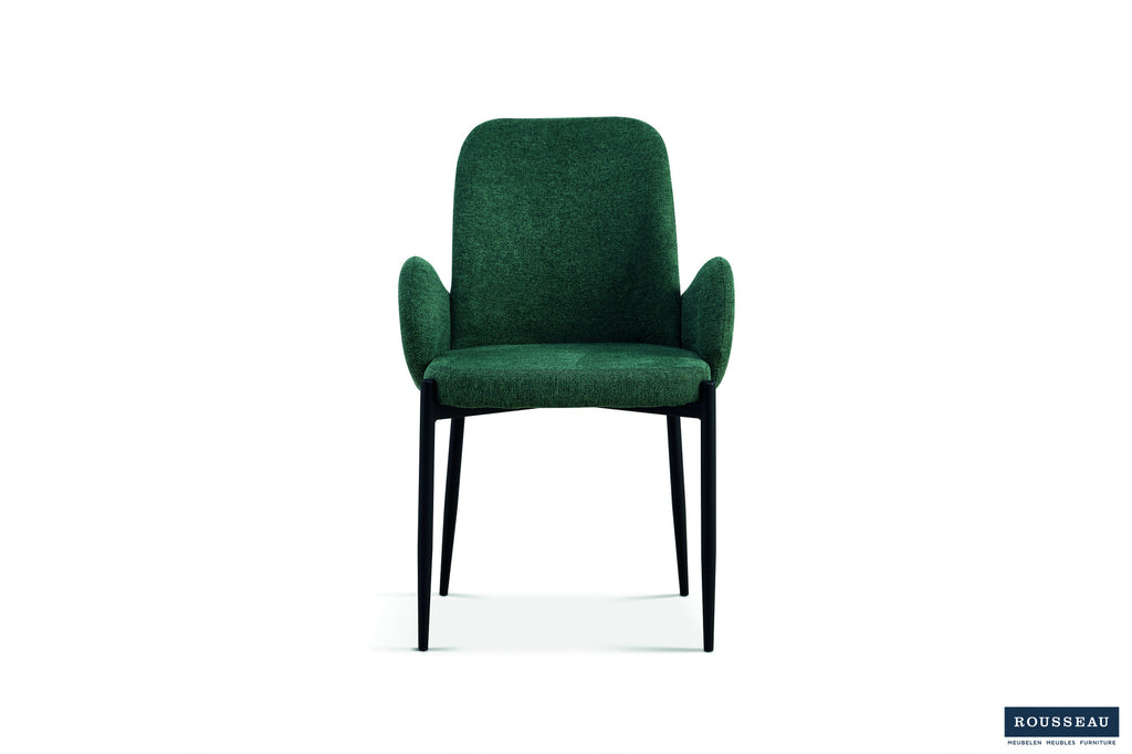 Stoel 'Bilbao' Stof Groen met zwarte poten en armleuning, per set van twee. Perfect voor elke ruimte, verkrijgbaar bij Furndaily.