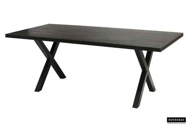 Tafel 'Elena' 200 cm, rechthoekig met zwart mango houten blad en metalen X-vormige poten, ideaal voor moderne interieurs.