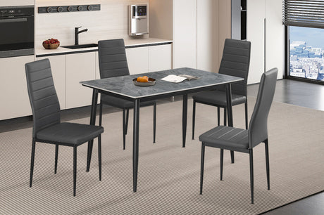 Tafel 'Kenzo' 120 cm rechthoekig, met een metalen structuur en een stenen blad, omgeven door stoelen in een keukenopstelling.
