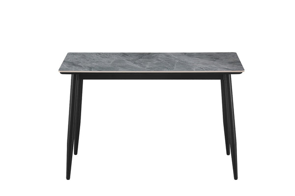 Tafel 'Kenzo' 120 cm Rechthoekig met metalen structuur en marmeren blad, gepresenteerd als een elegante salontafel, geschikt voor moderne interieurs.