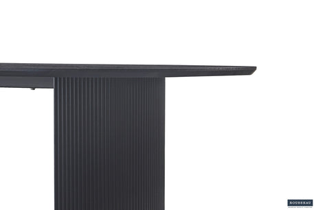 Tafel 'Lagos' 200 cm Ovaal Decor Donkerbruin, zwarte tafel, MDF-structuur, mat oppervlak met 3D-papier, geschikt voor eigentijds interieur.