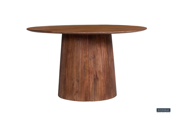 Ronde tafel 'Miguel', 130 cm, massief mangohout lichtbruin, met zichtbare nerf en stevige constructie. Geschikt voor diverse interieurs.